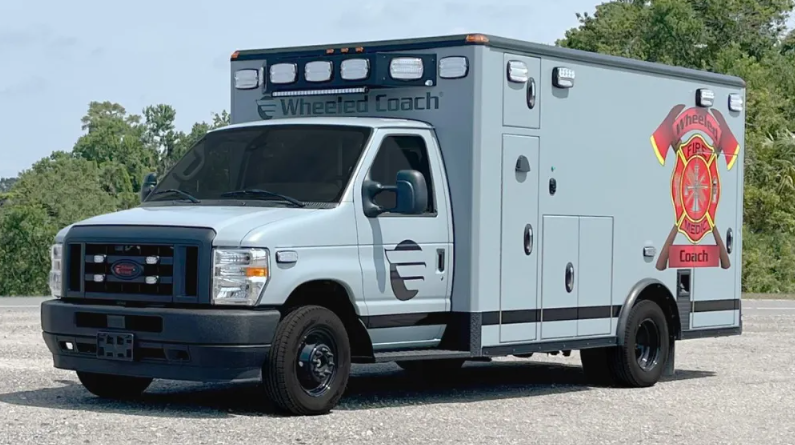 AeroClave Equipped Wheeled Coach - US Army Ambulance
